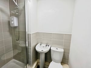 En-Suite- click for photo gallery
